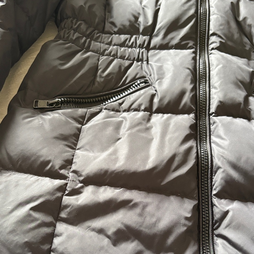 EUC Women's Black Puffer Down Coat trimmed removable hood Waist Defined by Coach - Picture 2 of 15